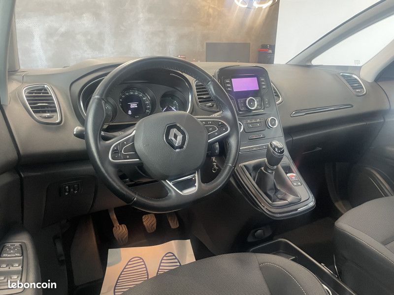 Renault SCENIC IV 1.2 TCE 115CH ENERGY LIFE (image 10)
