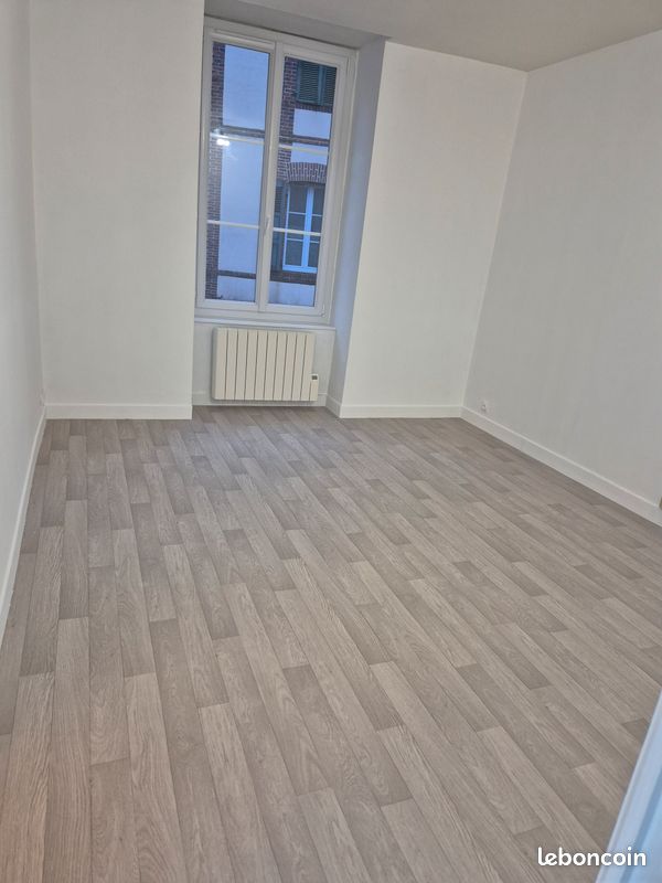 Appartement 2 pièces 41 m² · à Châteauneuf-en-Thymerais · 41 m² · 450 €