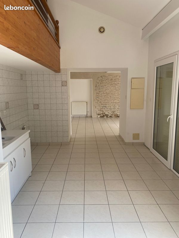 Maison 4 pièces 100 m² · à Rioz · 100 m² · 750 €