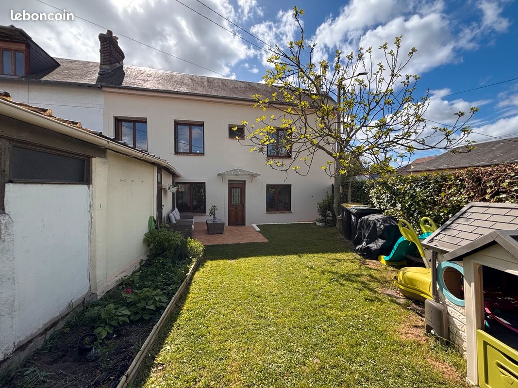 Maison 5 pièces 104 m² · à Amfreville-la-Mi-Voie · 104 m² · 199 000 €