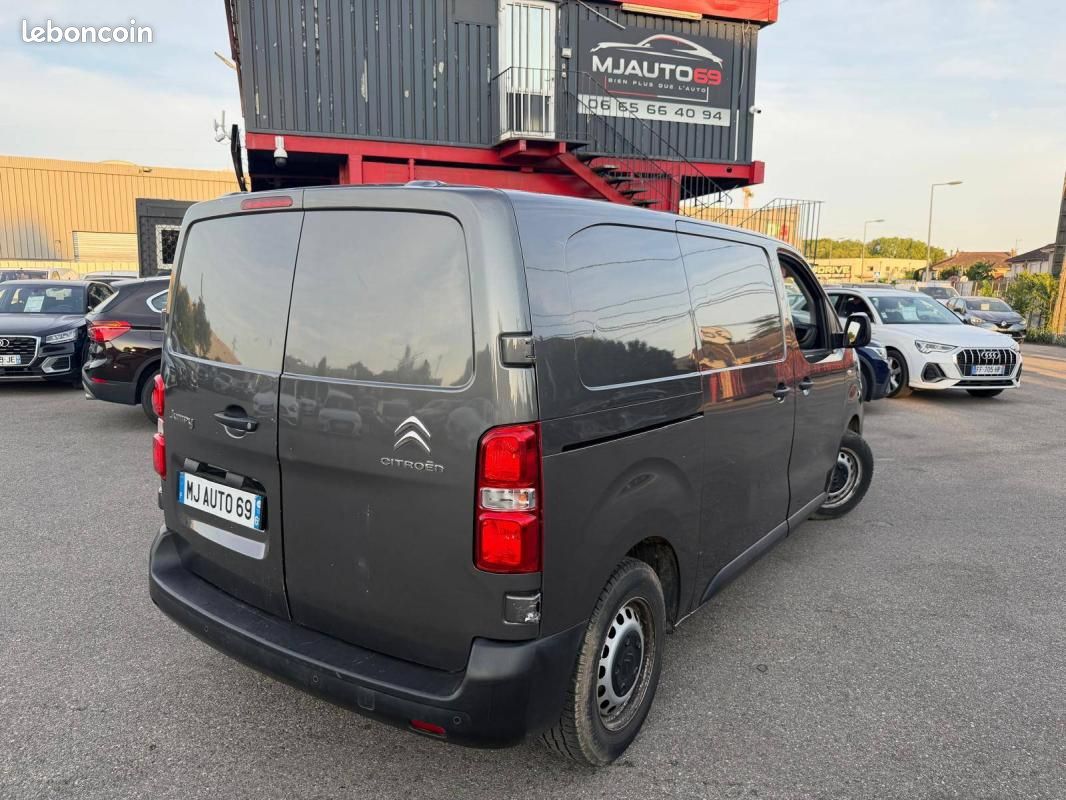 Citroën Jumpy III 1.5L BLUEHDI 120cv FOURGON STANDARD TAILLE M GRIS (image 4)