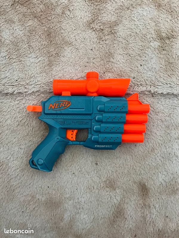 Pistolet NERF (image 1)