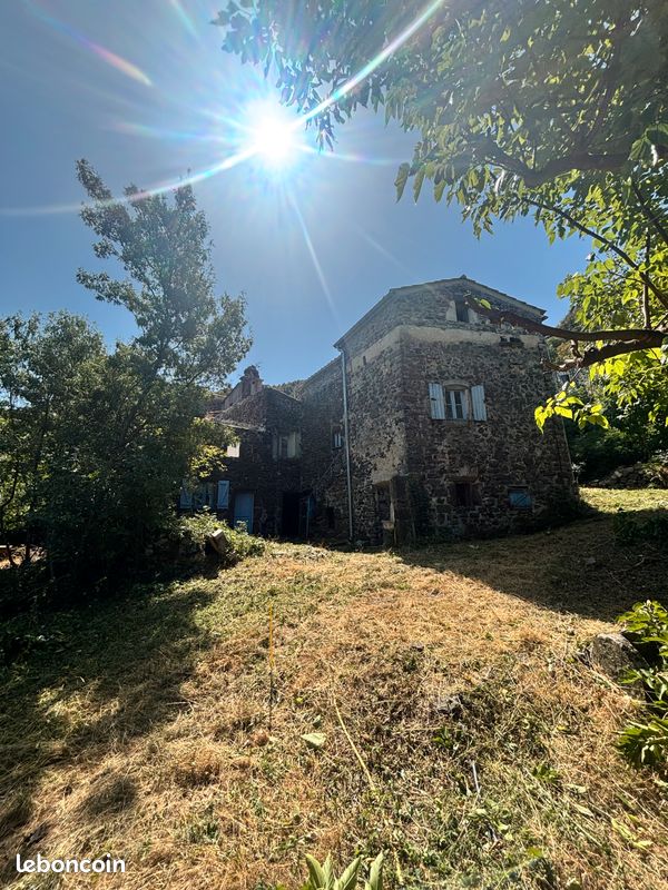 Maison 4 pièces 110 m² · à Meysse · 110 m² · 100 000 €