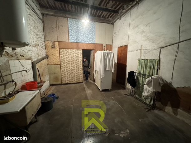 https://img.leboncoin.fr/api/v1/lbcpb1/images/b3/34/da/b334daba7a599ca786161206de0ea891ec0edaa4.jpg?rule=ad-image
