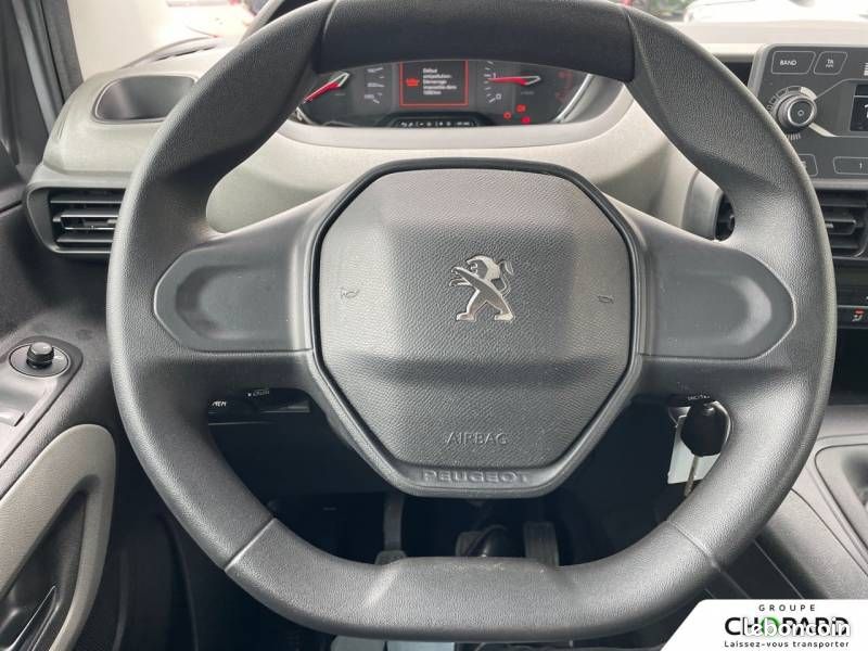Peugeot Rifter Standard BlueHDi 130 S&S BVM6 Active (image 17)