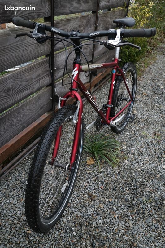 Cadre vélo VTT Hardrock spécialisé 18,5 grand Hardtail