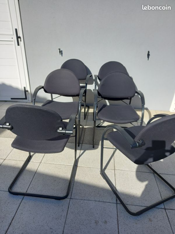Chaises (image 1)
