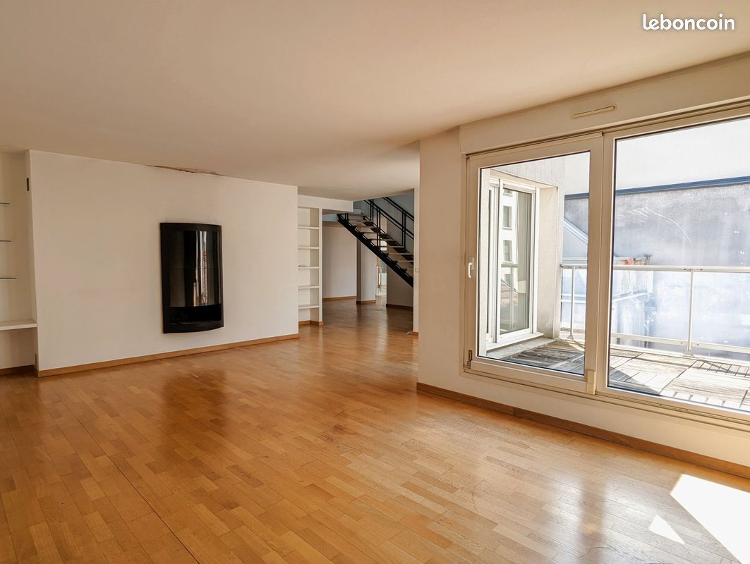 Appartement 6 pièces 187 m² · à Reims · 187 m² · 2 576 €/mois