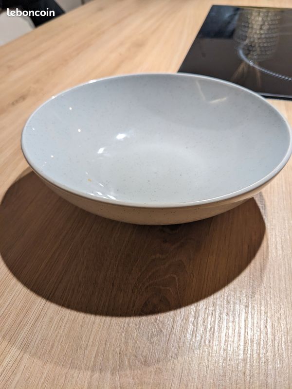 Assiettes unies grises (image 2)