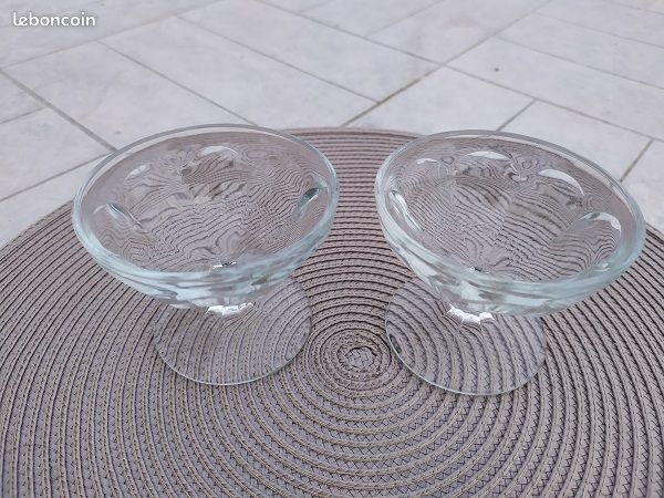 2 anciennes coupes de champagne (image 1)
