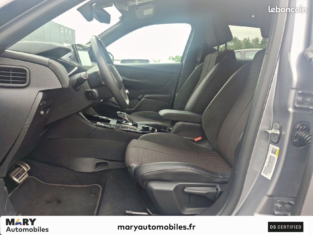 DS DS3 Crossback E-Tense Performance Line (image 8)