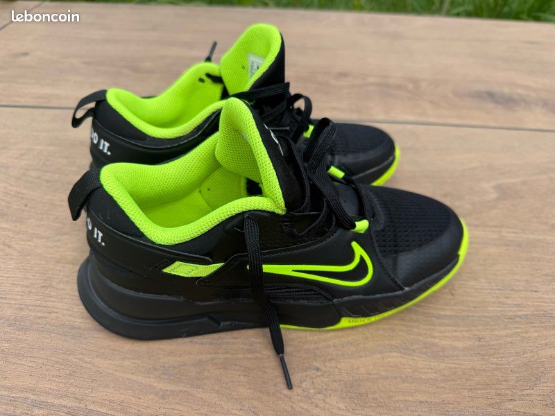 Force 270 Utility Air Force Utility Vert Basket Nike Cross Court