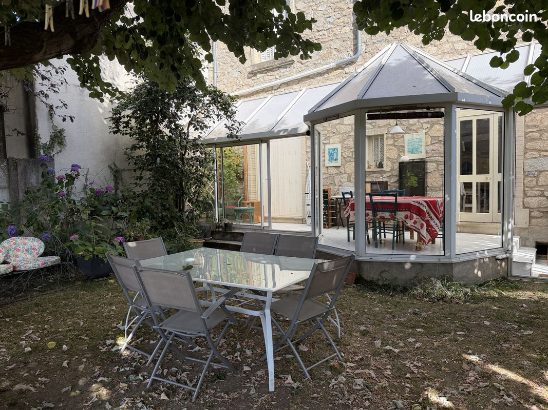 Maison 8 pièces 155 m² · à Limoges · 155 m² · 275 000 €