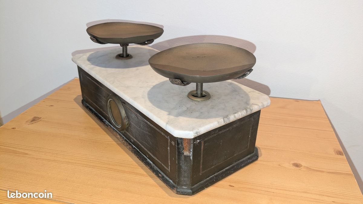 Ancienne balance Roberval en marbre et bois (image 2)
