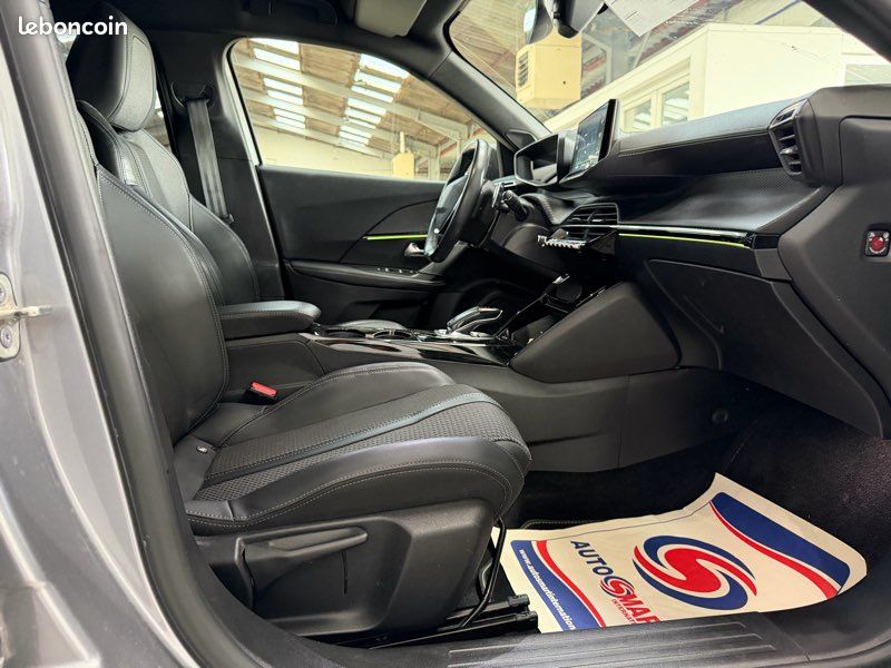 PEUGEOT 2008 GT 1.5 L HDI 130 EAT 8 / 1 ÈRE MAIN / reprise possible (image 9)