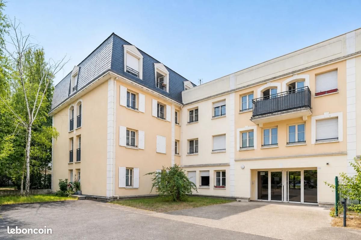 Appartement 2 pièces 42 m² · à Épinay-sur-Seine · 42 m² · 161 500 €