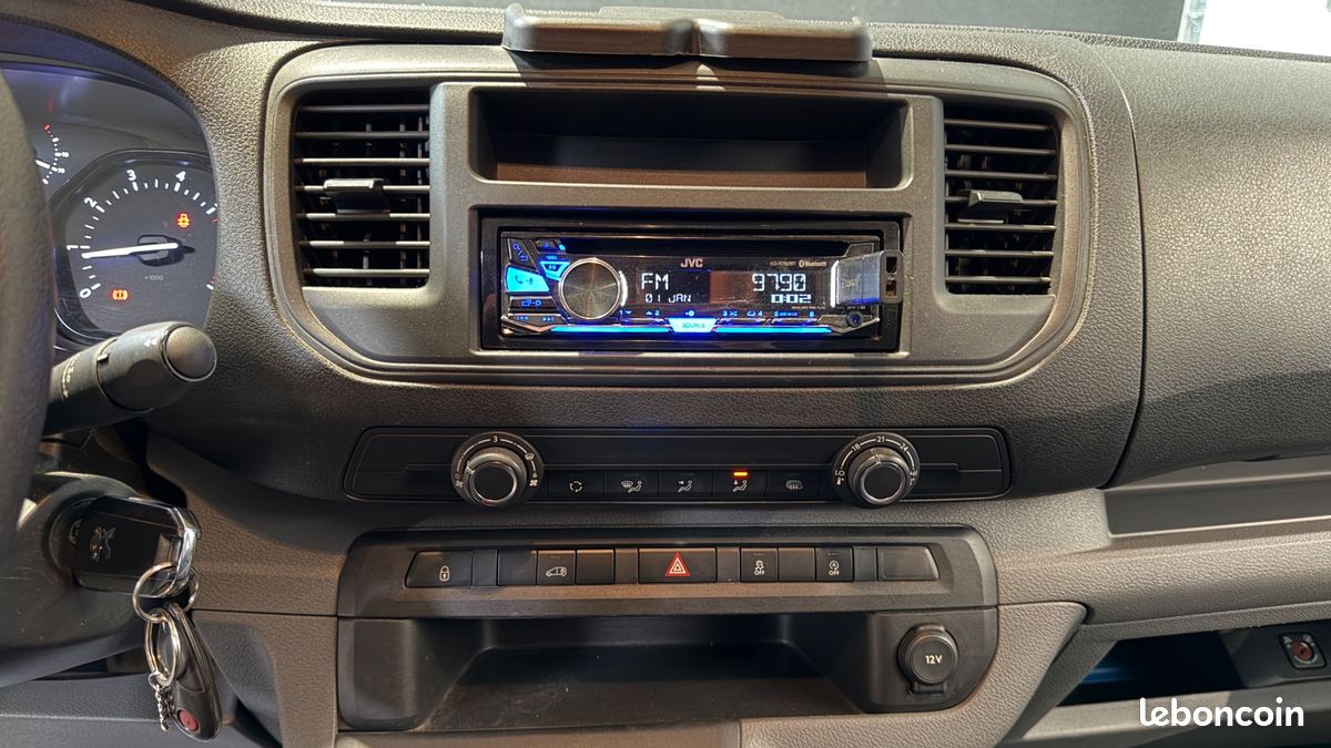 PEUGEOT EXPERT VU VAN AMÉNAGÉ 1.6 BLUEHDI 95CH L1H1 BVA S&S - PANNEAU SOLAIRe (image 20)