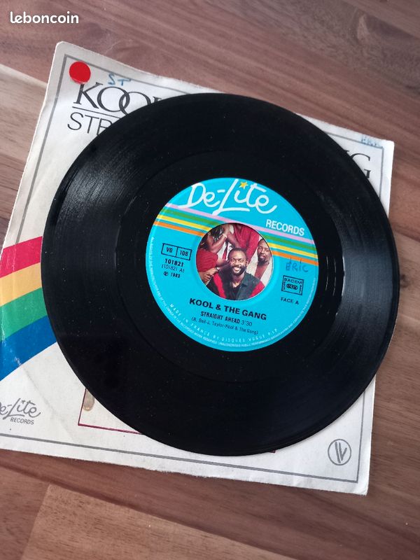 Vynil kool and the gang (image 3)