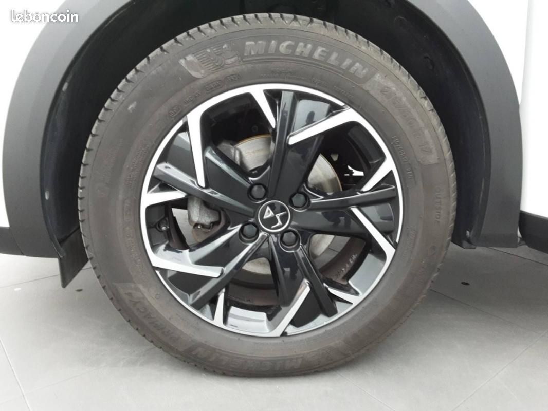 DS 3 Crossback DS3 PureTech 130 EAT8 - Connected Chic (image 13)