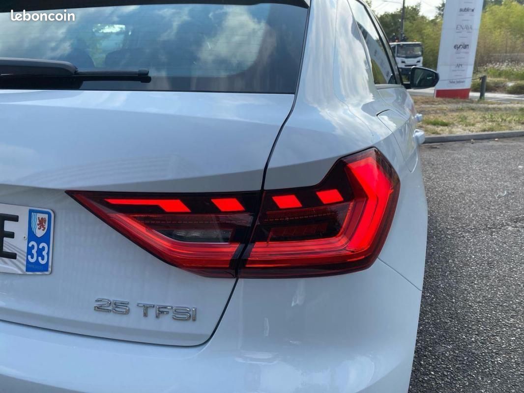 Audi A1 SPORTBACK 25 TFSI (1.0 95CH) S tronic (image 34)