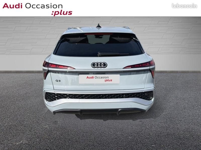 Audi Q3 1.5 e-hybrid 272ch S line S tronic 6 (image 36)
