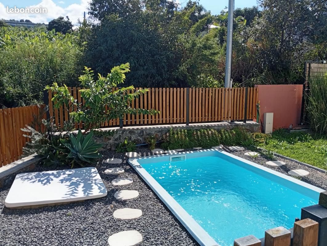 Maison 4 pièces 106 m² · à L'Étang-Salé · 106 m² · 1 990 €