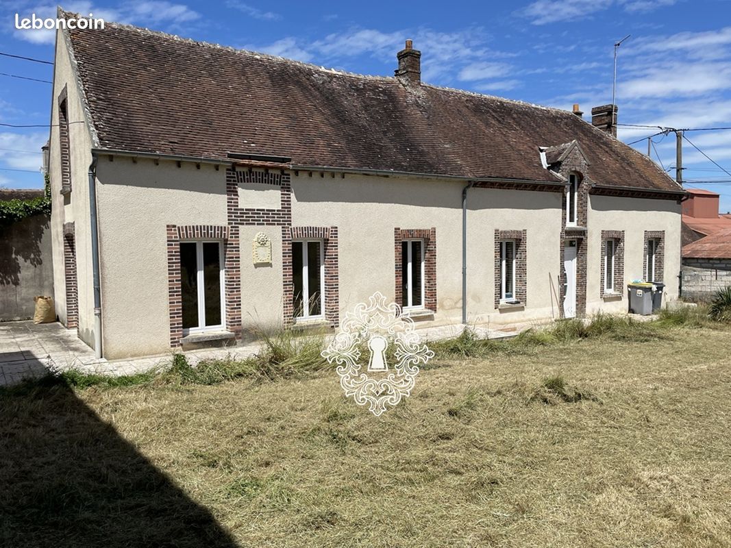 Maison 4 pièces 136 m² · à Sergines · 136 m² · 212 000 €
