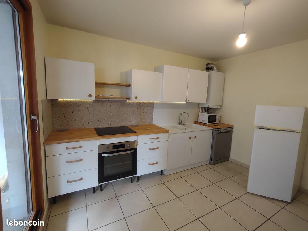 Appartement 3 pièces 87 m² · à Lyon · 87 m² · 1 400 €