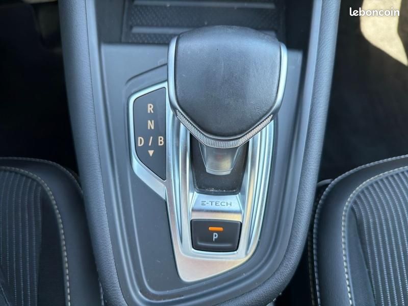 Renault Captur 1.6 E-Tech hybride 145ch Engineered (image 22)