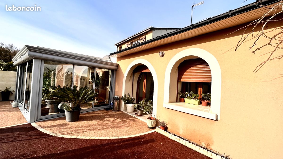 Maison 6 pièces 158 m² · à Val d'Erdre-Auxence · 158 m² · 230 000 €