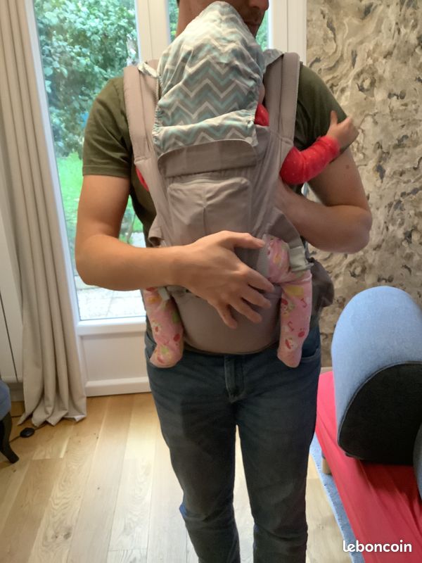 Porte bebe ergonomique avec siège de hanche (image 3)