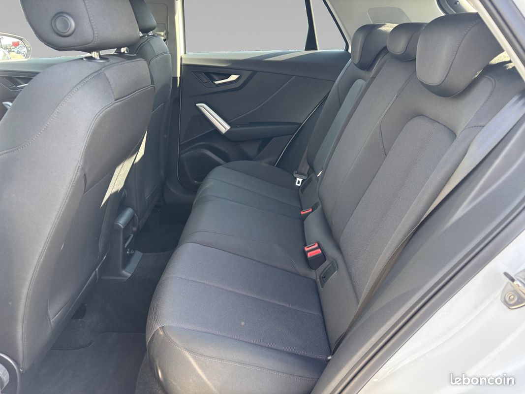 AUDI Q2 35 TFSI 150 S tronic 7 Design (image 14)