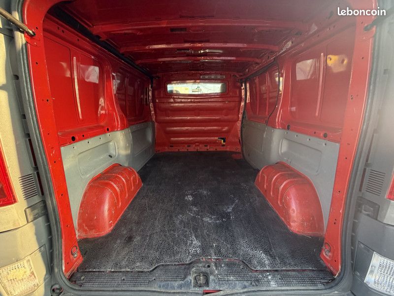 Opel VIVARO FG F2700 C1 CDTI115 (image 17)