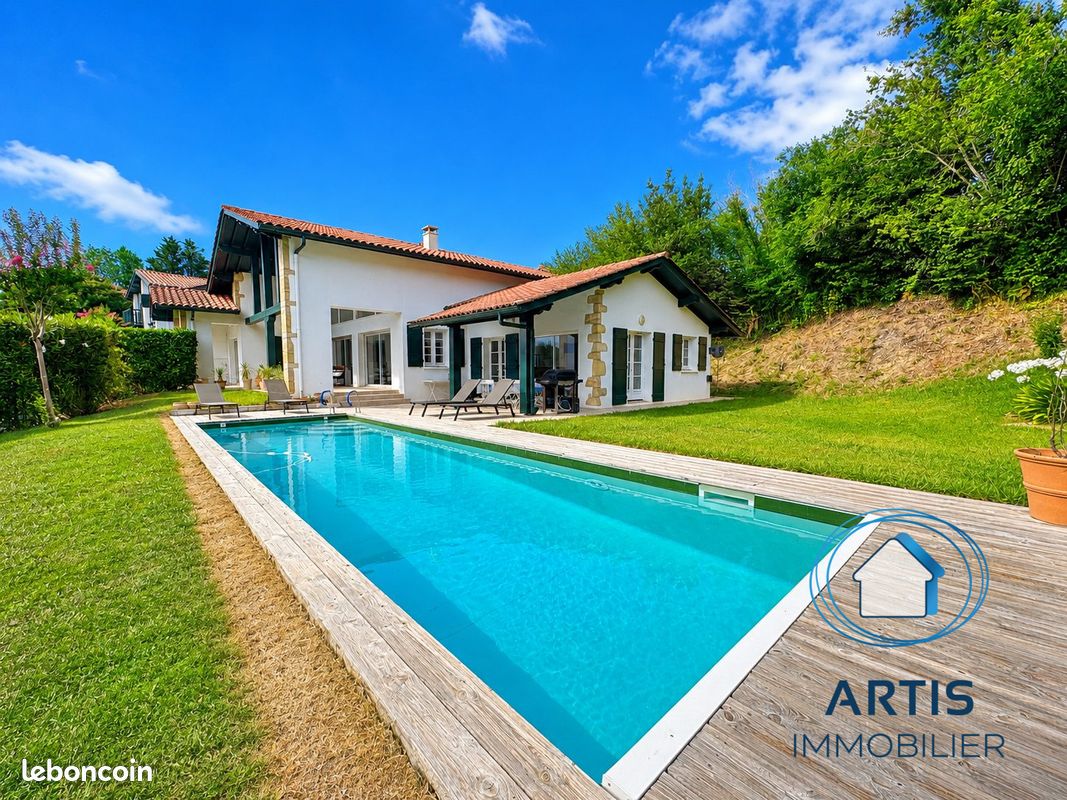 Maison 5 pièces 167 m² · à Ascain · 167 m² · 1 250 000 €