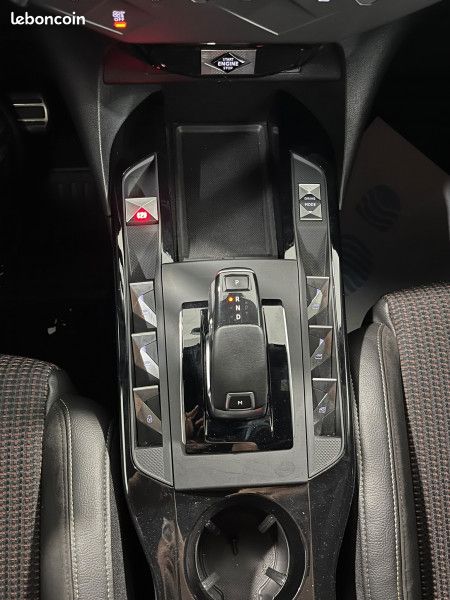 Ds DS 3 CROSSBACK BLUEHDI 130CH PERFORMANCE LINE AUTOMATIQUE (image 16)