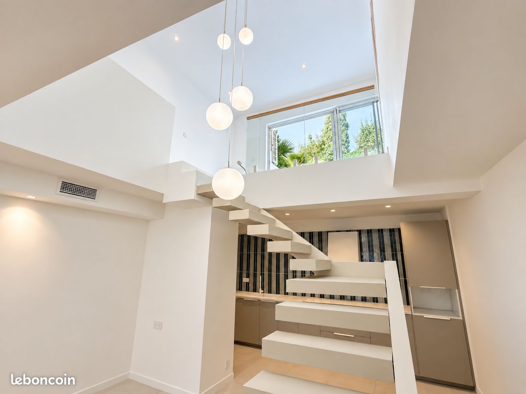 Maison 5 pièces 147 m² · à Carnoules · 147 m² · 429 000 €