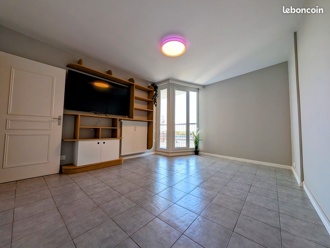 Appartement 1 pièce 30 m² · à Thiais · 30 m² · 115 000 €