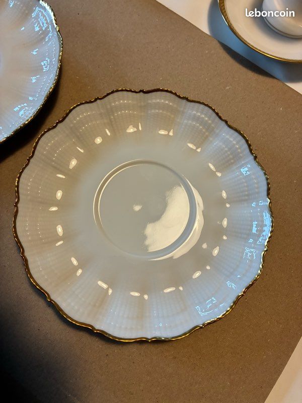 Soucoupes petites assiettes bord doré Giraud porcelaine de Limoges (image 1)