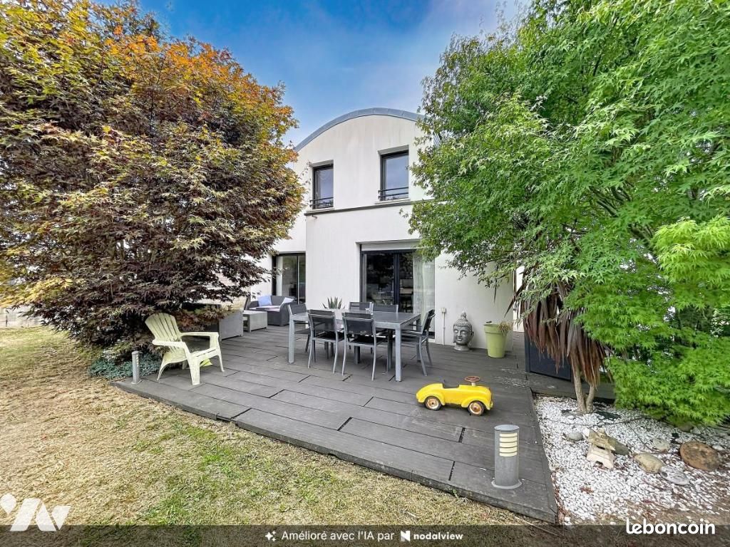 Maison 7 pièces 127 m² · à Pont-Scorff · 127 m² · 436 560 €