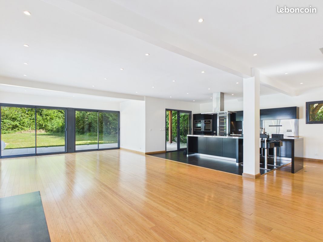 Propriété 7 pièces 339 m² (image 11)