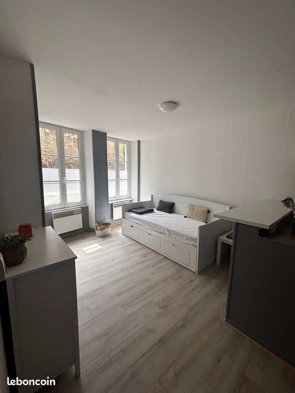Appartement 1 pièce 23 m² · à Nevers · 23 m² · 380 €