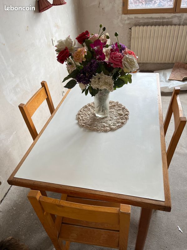 Table et chaise (image 5)