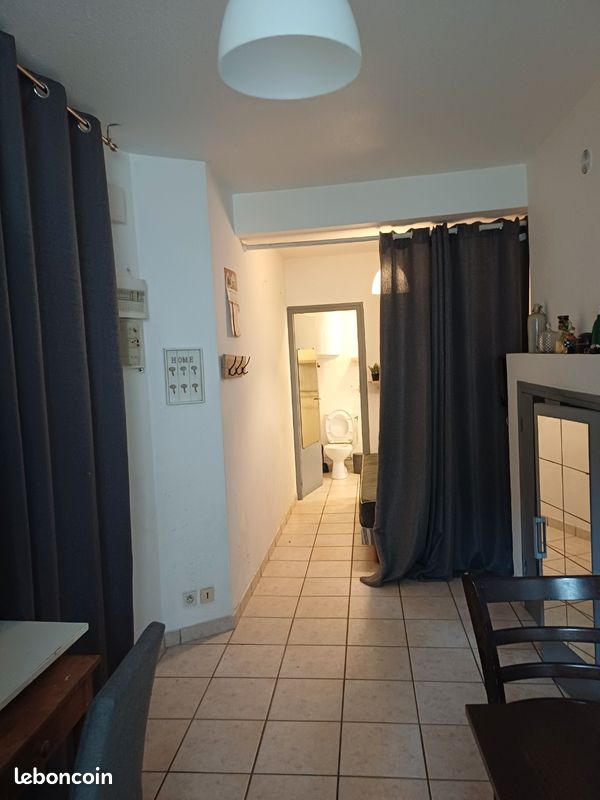 Studio rdc centre ville 3 rue transparots (image 1)