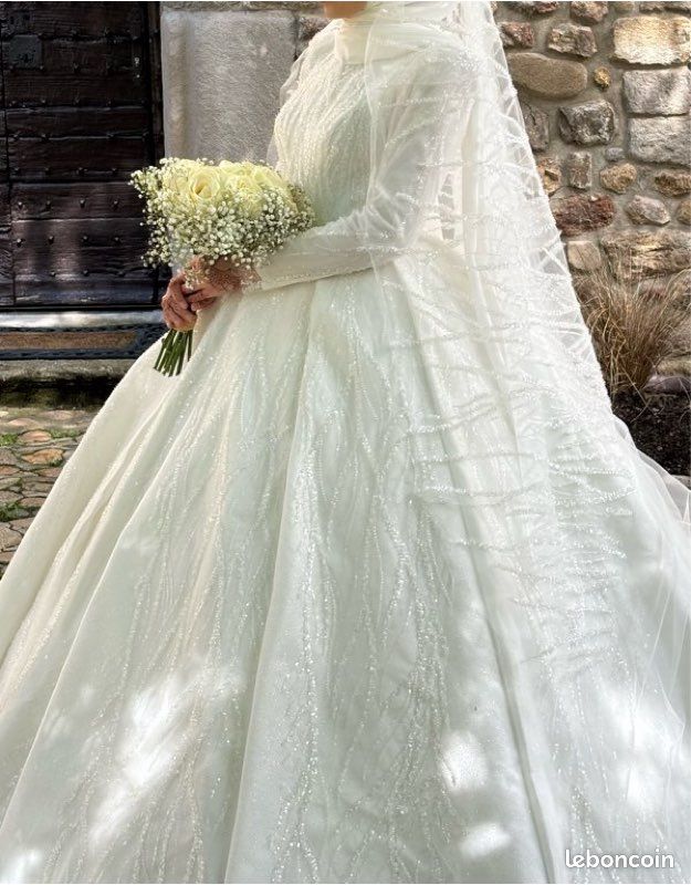 Voilée Robe De MariÃ©e VoilÃ©e Femme Voilée Robe Blanche Mariage