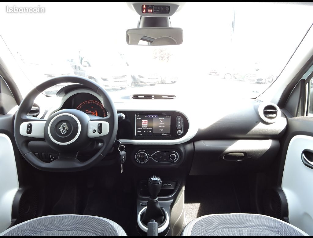 Renault Twingo EQUILIBRE SCE 65CH BVM5 (image 8)