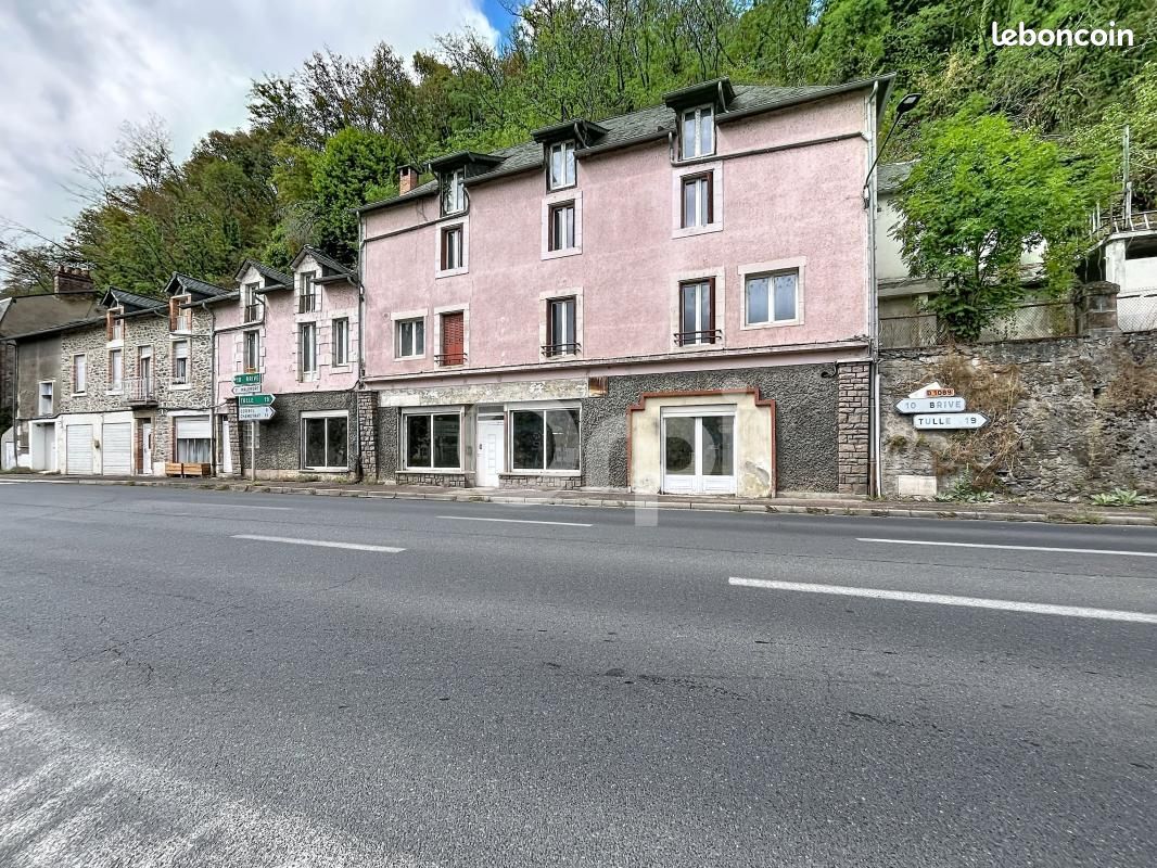 Immeuble 1 pièce 96 m² · à Saint-Hilaire-Peyroux · 96 m² · 68 500 €