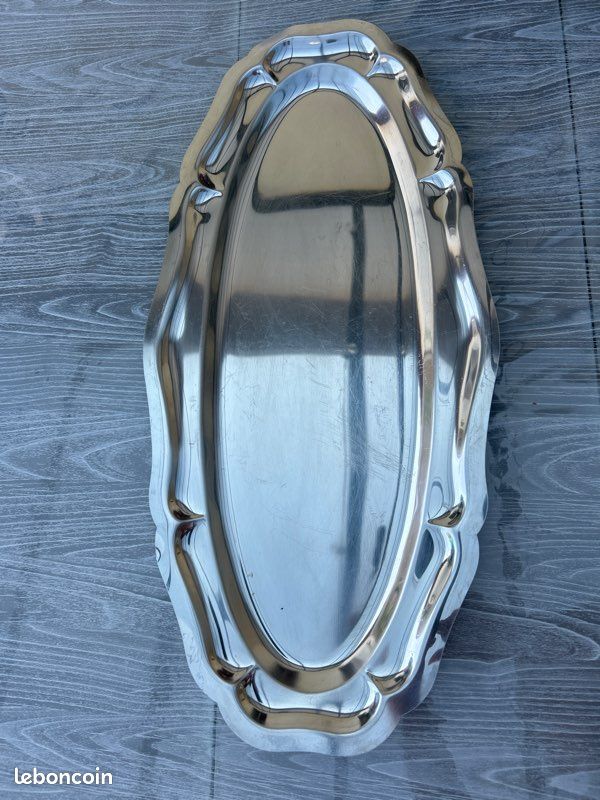 Plat ovale (image 1)