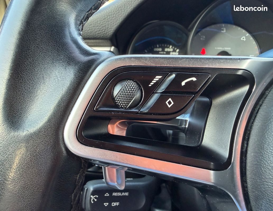 PORSCHE MACAN S 3.0 V6 DIESEL 260 PDk (image 28)