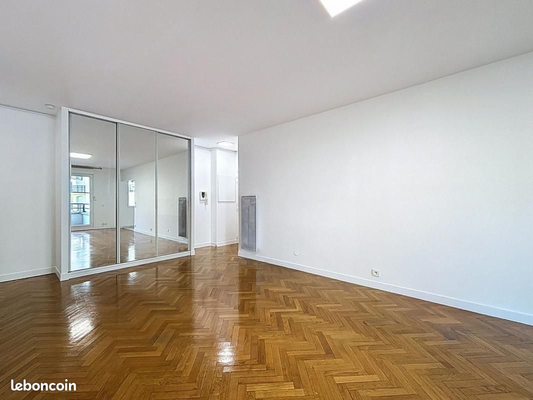 Appartement a louer bourg-la-reine - 3 pièce(s) - 76 m2 - Surfyn