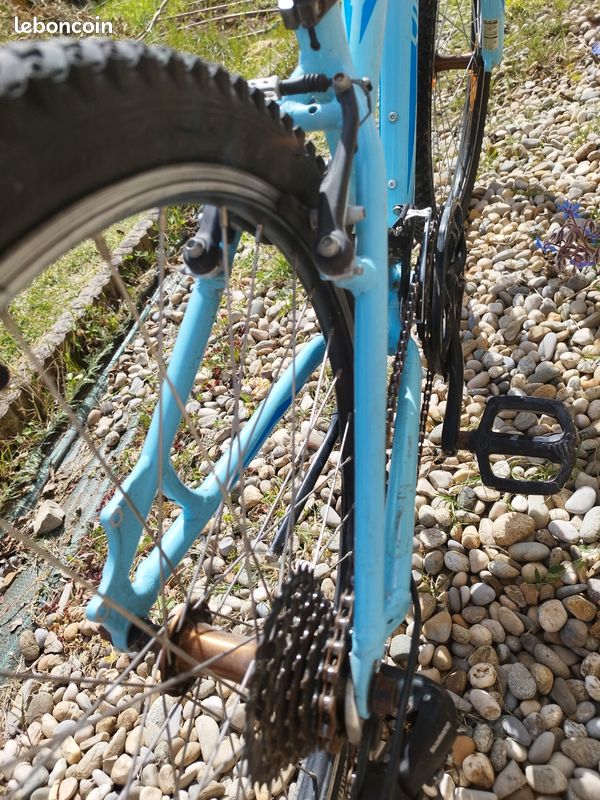 Vélo VTT Hotrock Specialized 24 pouces (image 9)